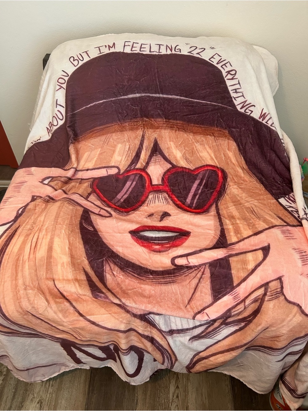 Taylor Swift themed Graphic Pop-Art Plush Throw Blanket - NEW 52”x 60”